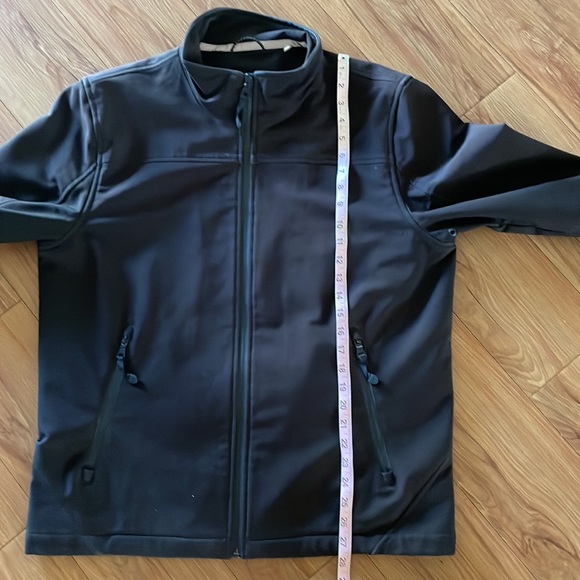 Black Rivet Soft Shell Jacket, Size Large - Picture 6 of 9